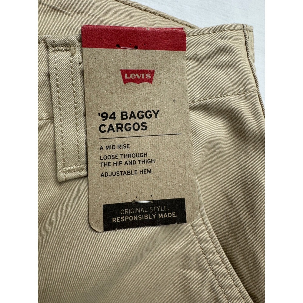 Levis 94 Baggy Cargo Pants Womens 26x30 Tan Khaki Mid Rise NWT - Picture 3 of 16